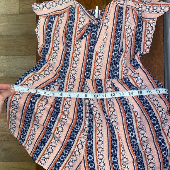 Cute Pattern Romper - Picture 5 of 6